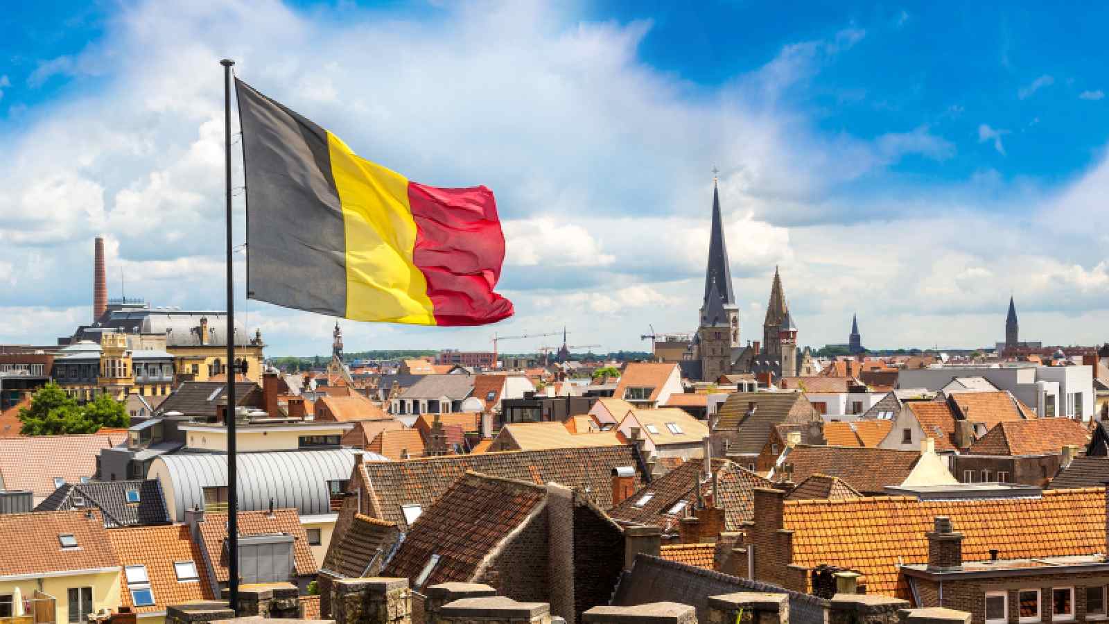 Raising the gambling age sparks debate in Belgium