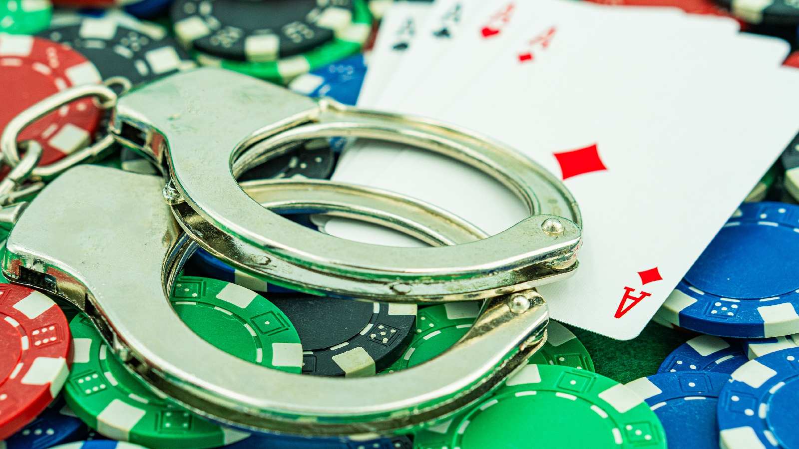 Mother of famous actress arrested for 12 illegal gambling houses