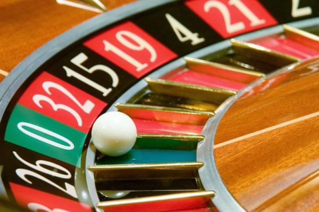 How to play roulette professionally