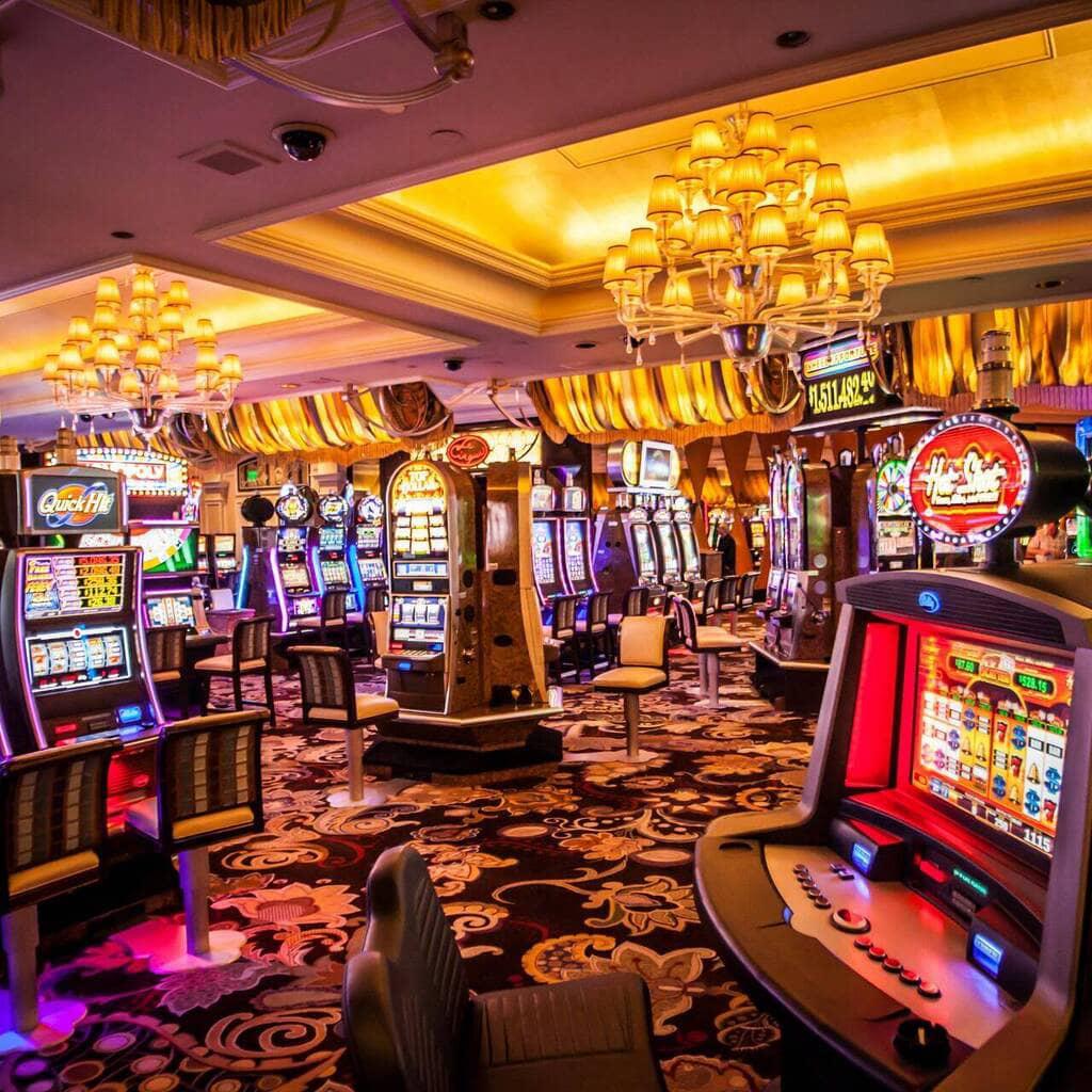 Nevada's gambling revenues topped $1 billion in August