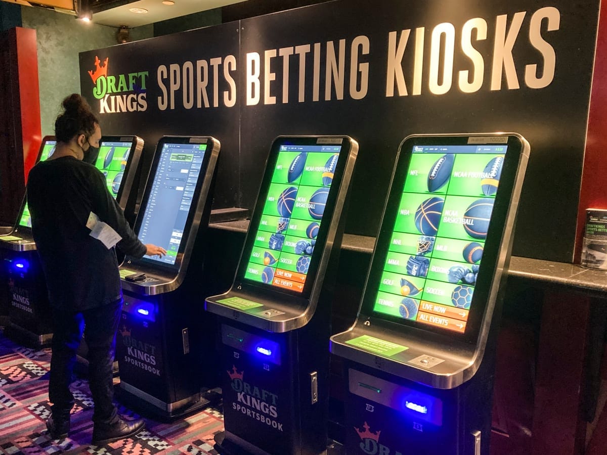 VGCCC Prohibits Australian Bookmaker From Accepting Cash Bets