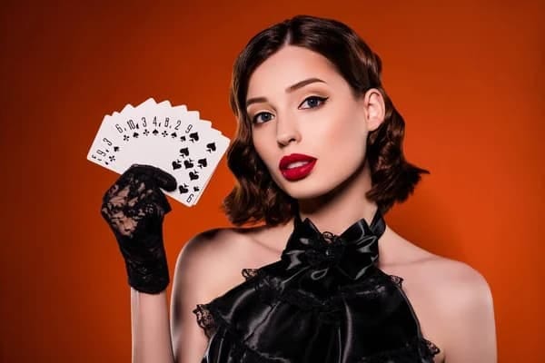 Smart, beautiful, and successful female figures in the gambling industry - 2