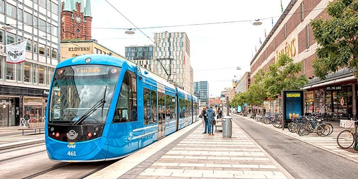 BOS Director Criticizes Gambling Ad Ban in Public Transport