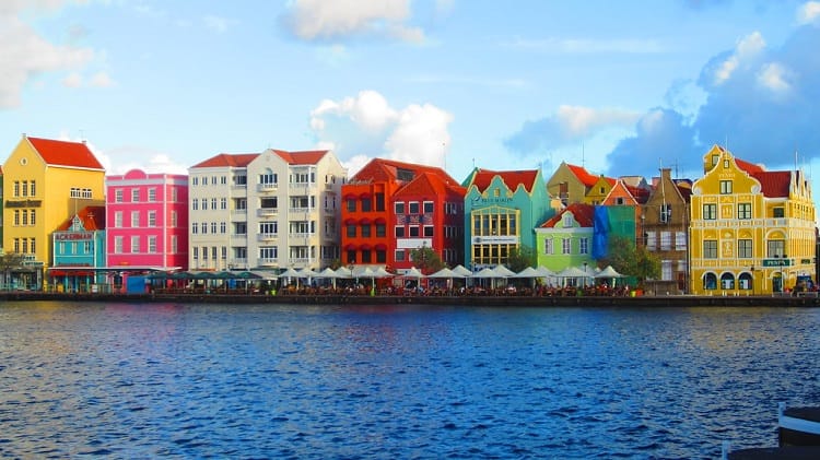 Curaçao Gaming Control Board Issues Guidelines on Licensing Periods