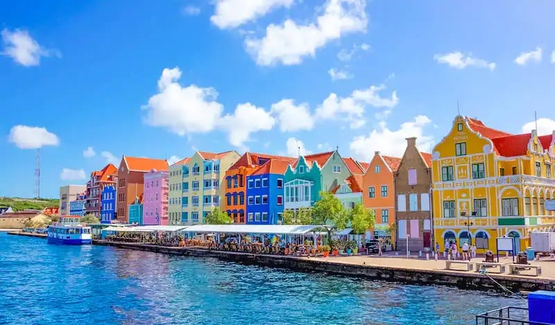 Curacao Extends Licensing Deadline Due to Poor Quality Applications